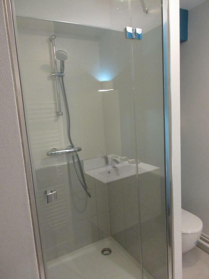 Preference - Hypercentre Avec Parking Prive Gratuit Et Lit Queen Size Apartman Poitiers Kültér fotó