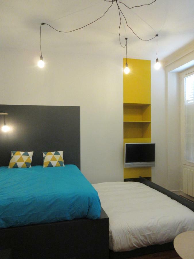Preference - Hypercentre Avec Parking Prive Gratuit Et Lit Queen Size Apartman Poitiers Kültér fotó