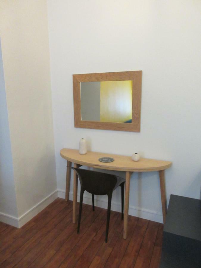 Preference - Hypercentre Avec Parking Prive Gratuit Et Lit Queen Size Apartman Poitiers Kültér fotó